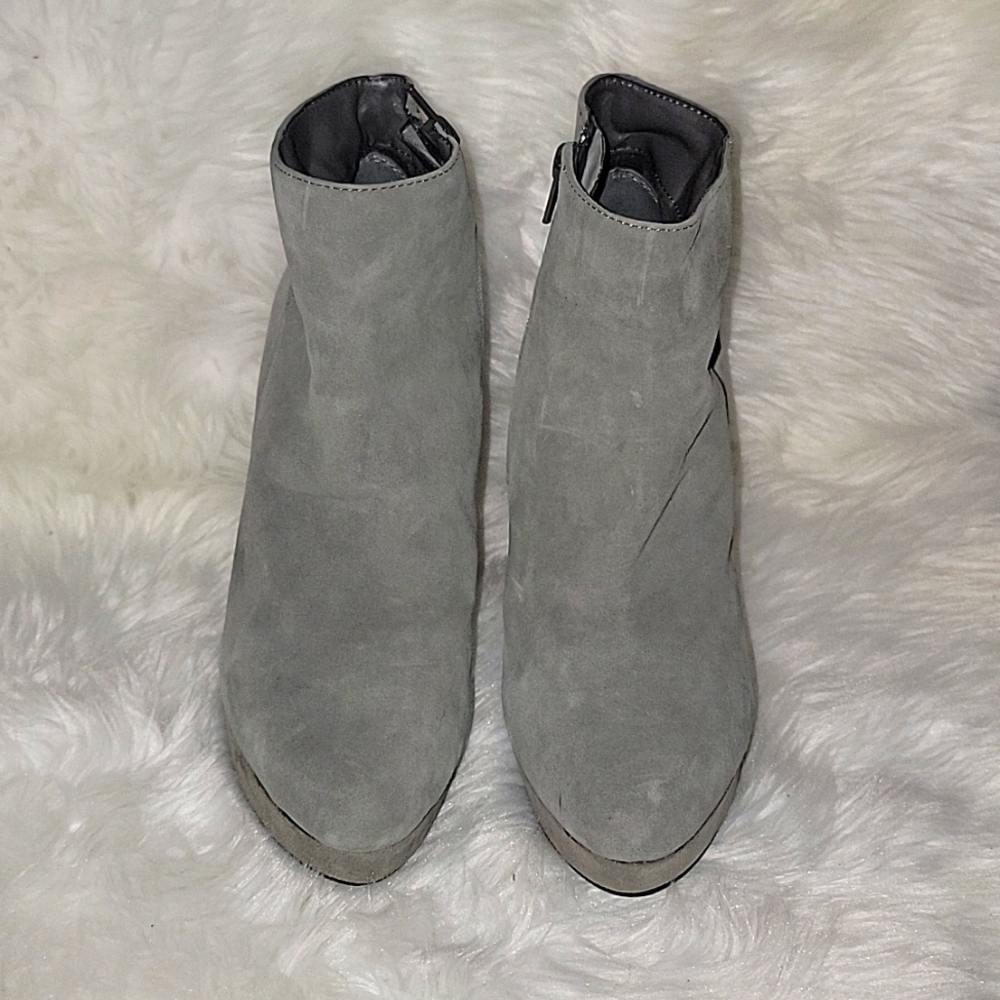 Gianni Bini Ankle Boots